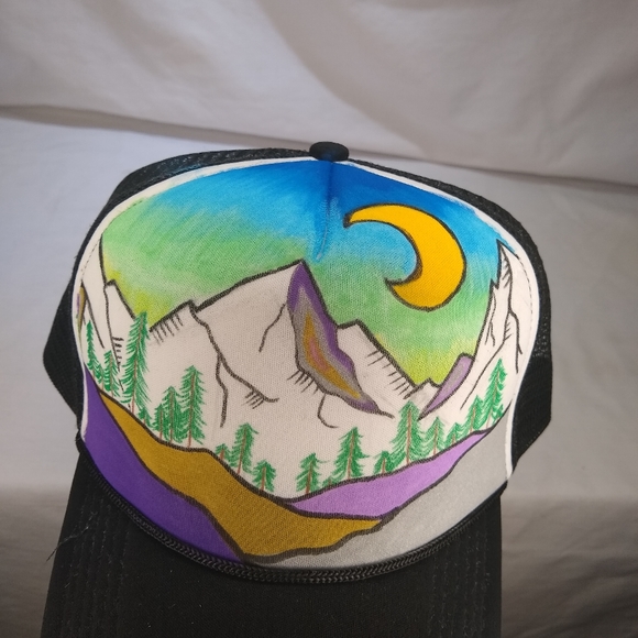Custom painted hat - Picture 6 of 7